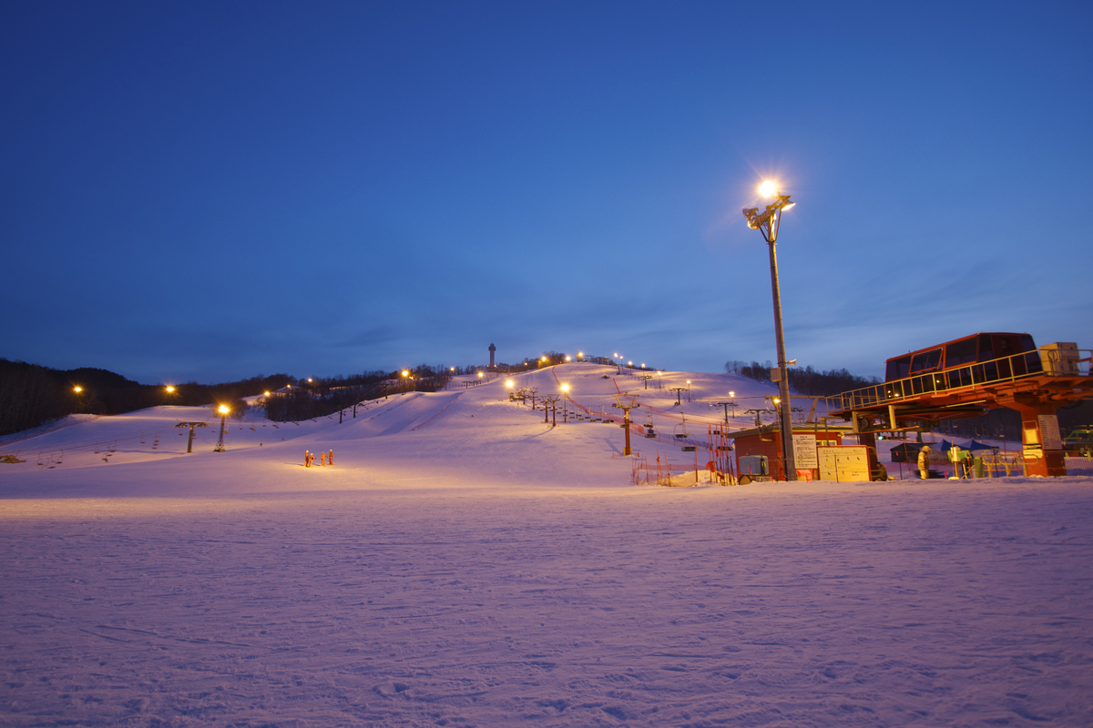 Night skiing