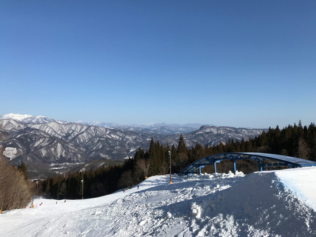 雪中樂園