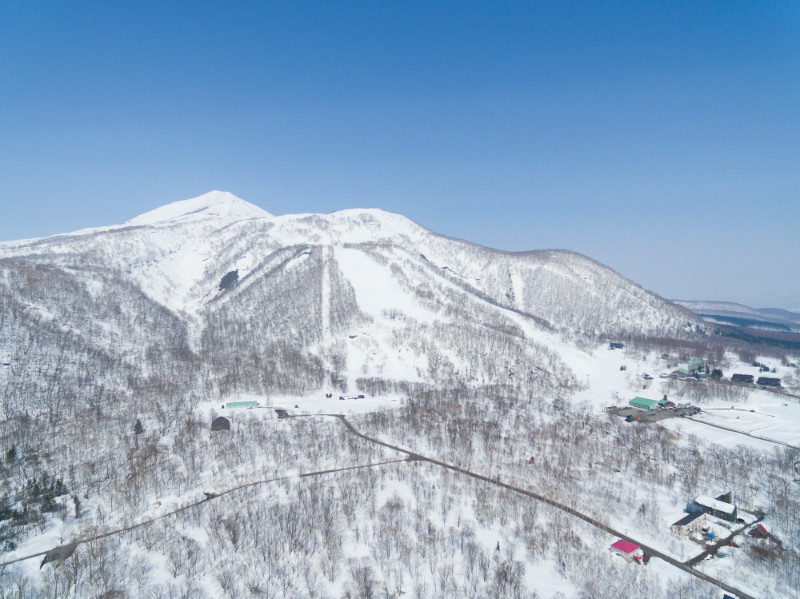 Niseko Grand Hirafu on a sunny day