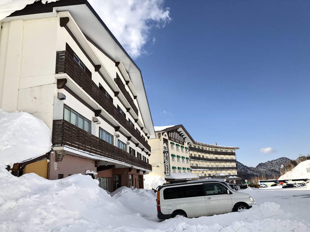 住宿飯店門口